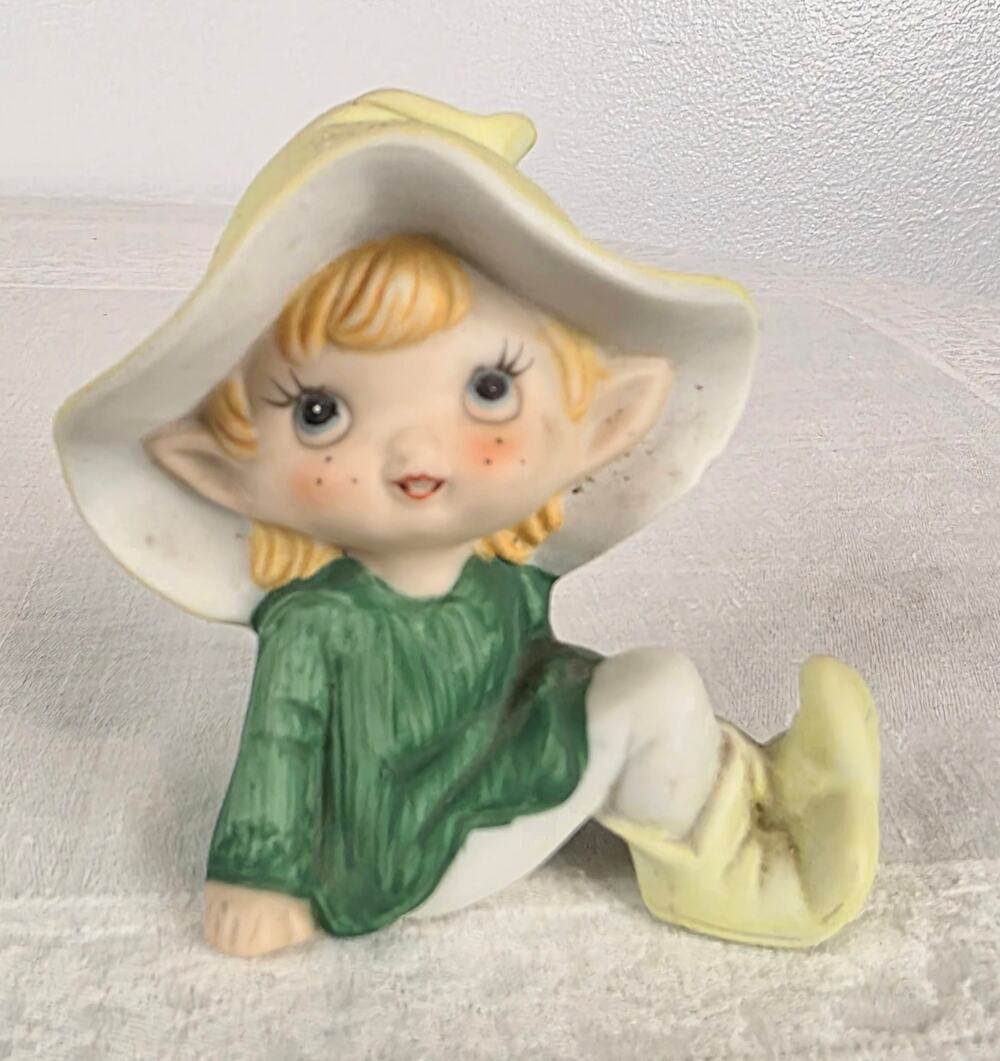 Vtg HOMCO 5213 Pixie Fairy Elf Figurine Hand Painted Porcelain Green Yellow 4"